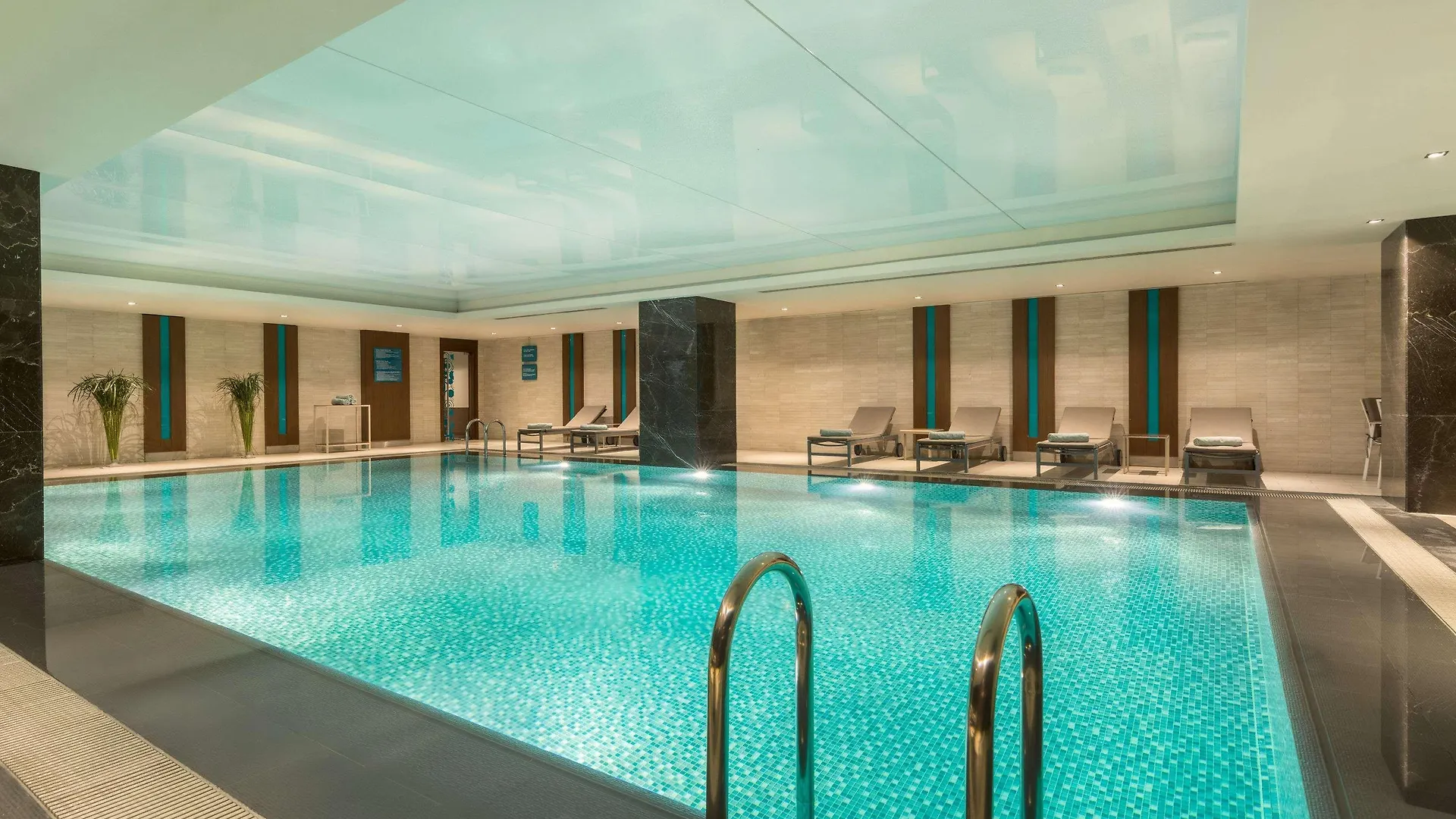 Ramada Plaza By Wyndham Istanbul Tekstilkent Hotel
