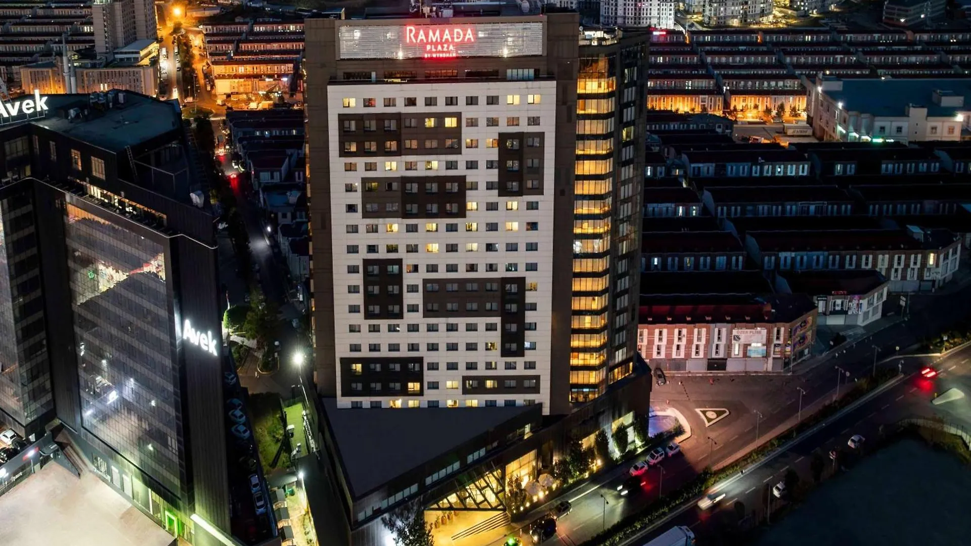 Ramada Plaza By Wyndham Istanbul Tekstilkent Hotel